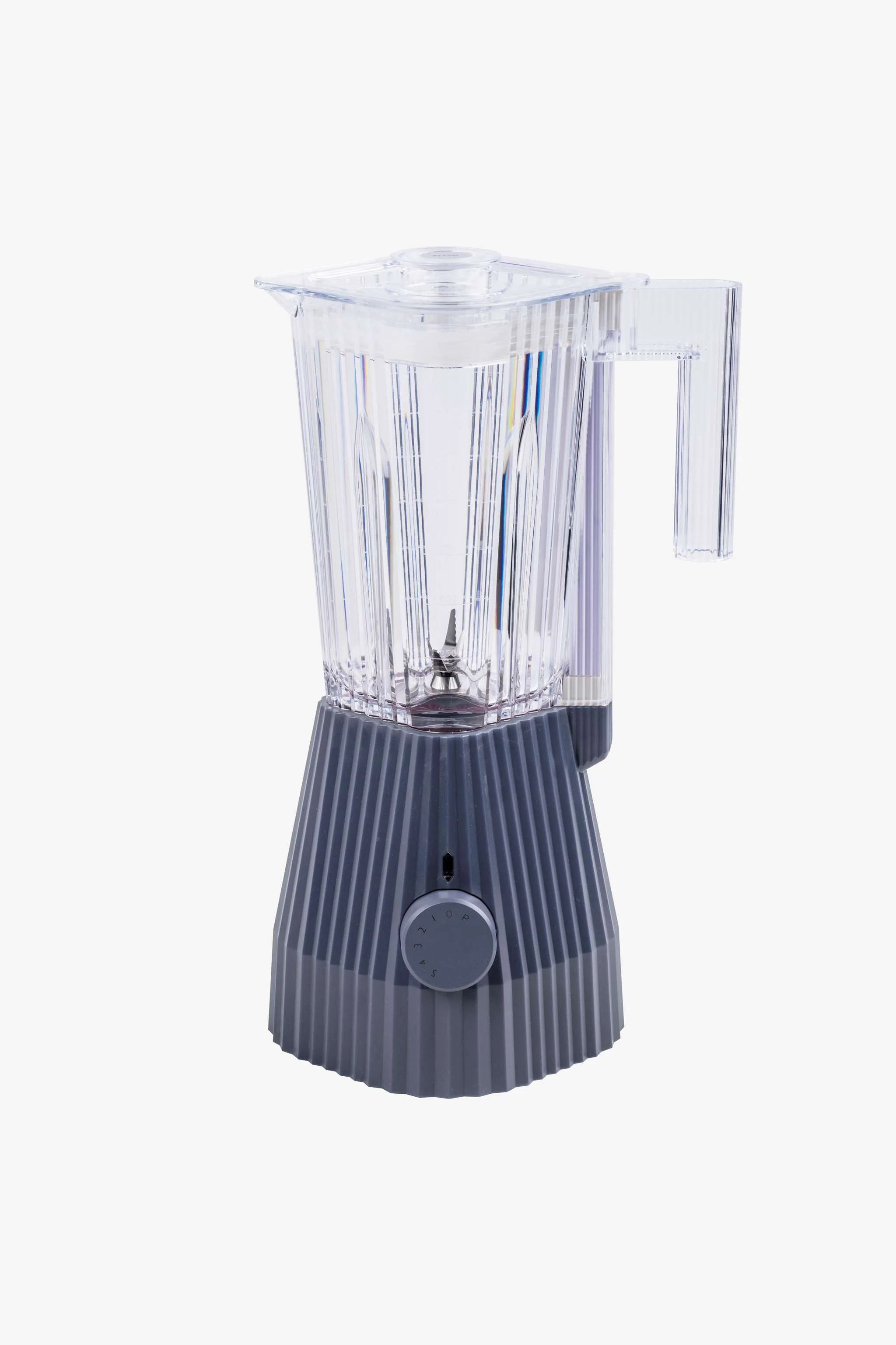 Licuadora en resina termoplástica