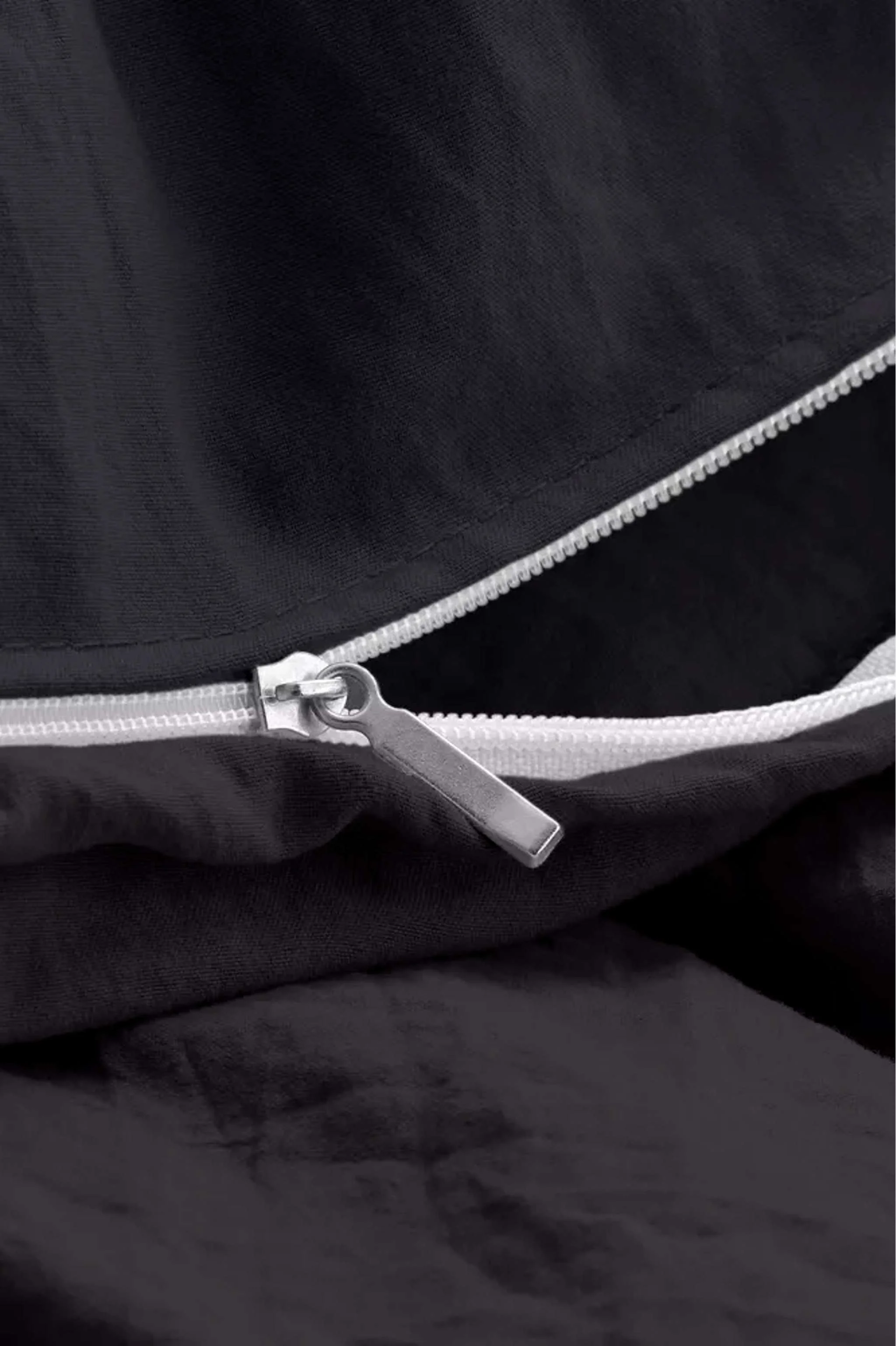 Cubre duvet Twin size, color negro - Image 3