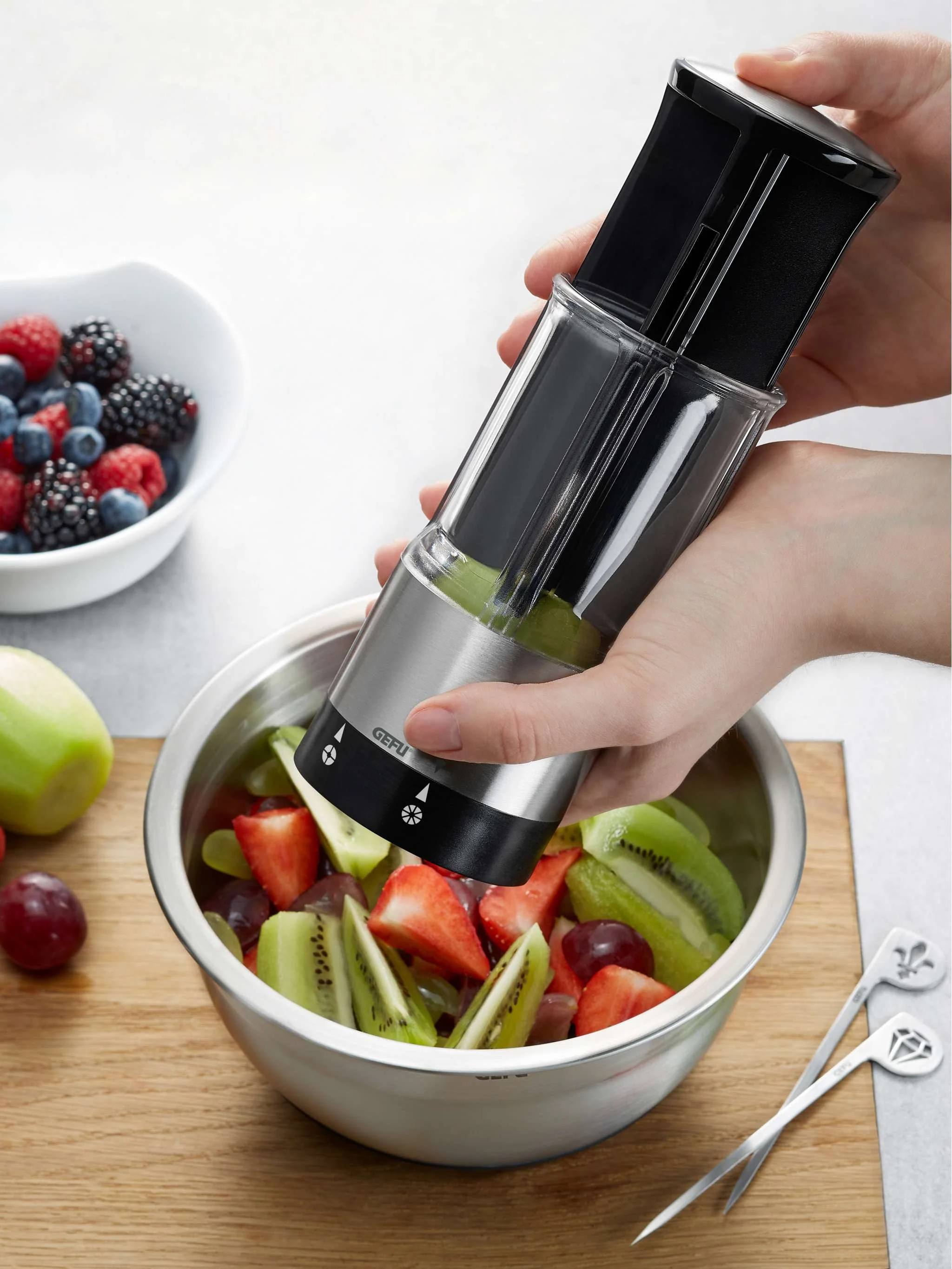 Cortador de vegetales y frutas Flexicut - Image 3