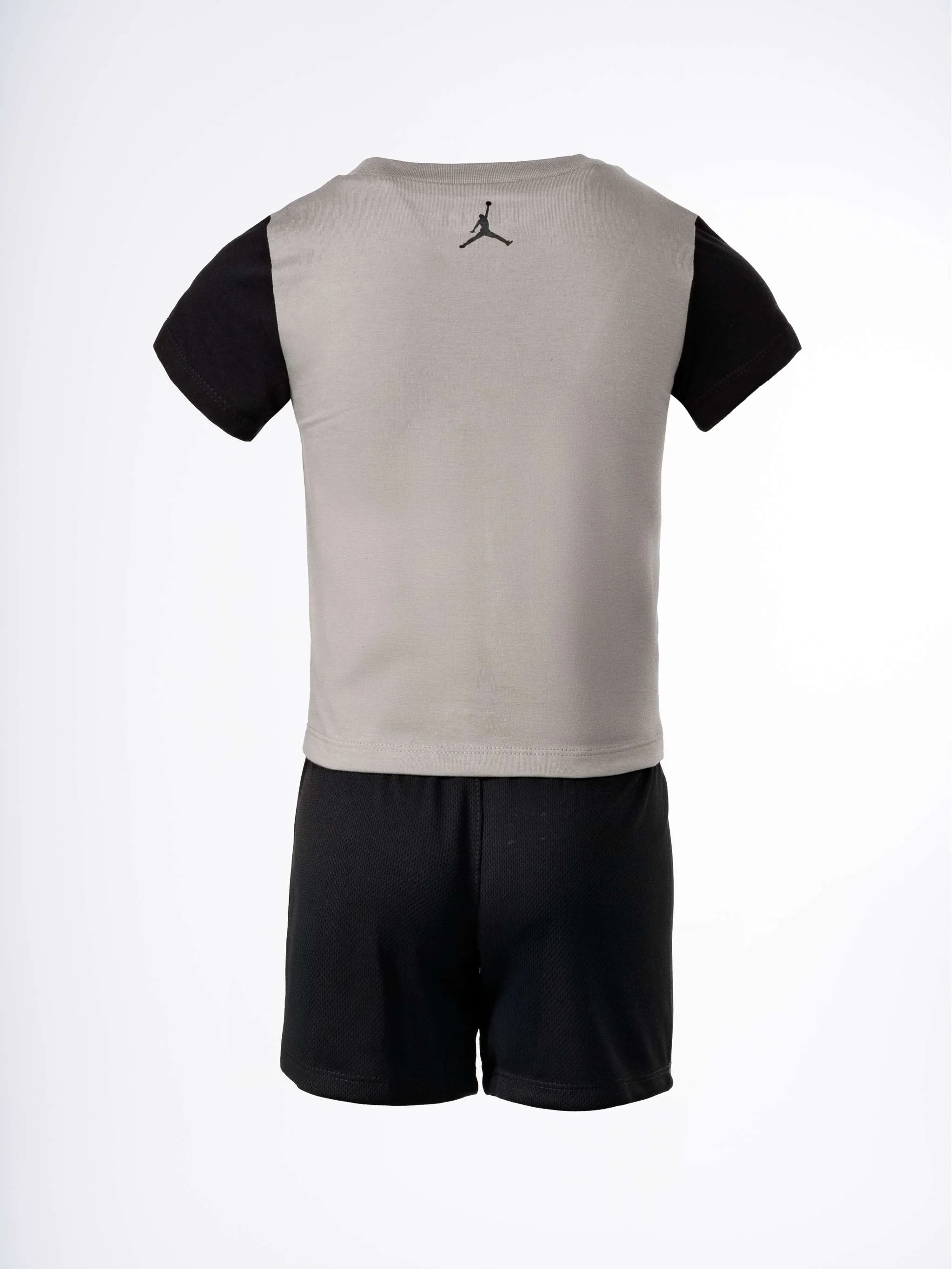 Conjunto deportivo 1984 Jumpman Short Set, color gris con negro, para Niño - Image 2