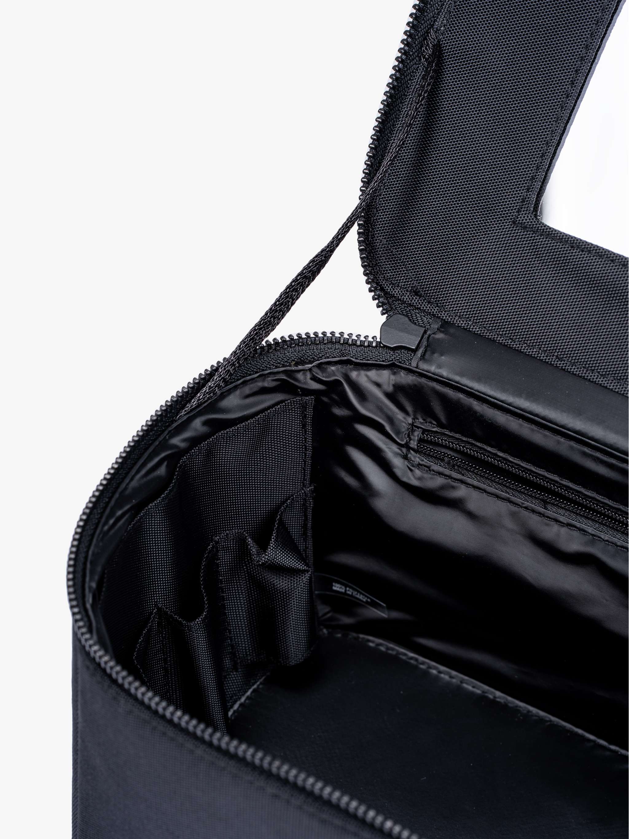 Bolso de mano clásico, diseño elegante y compartimentos internos - Image 3