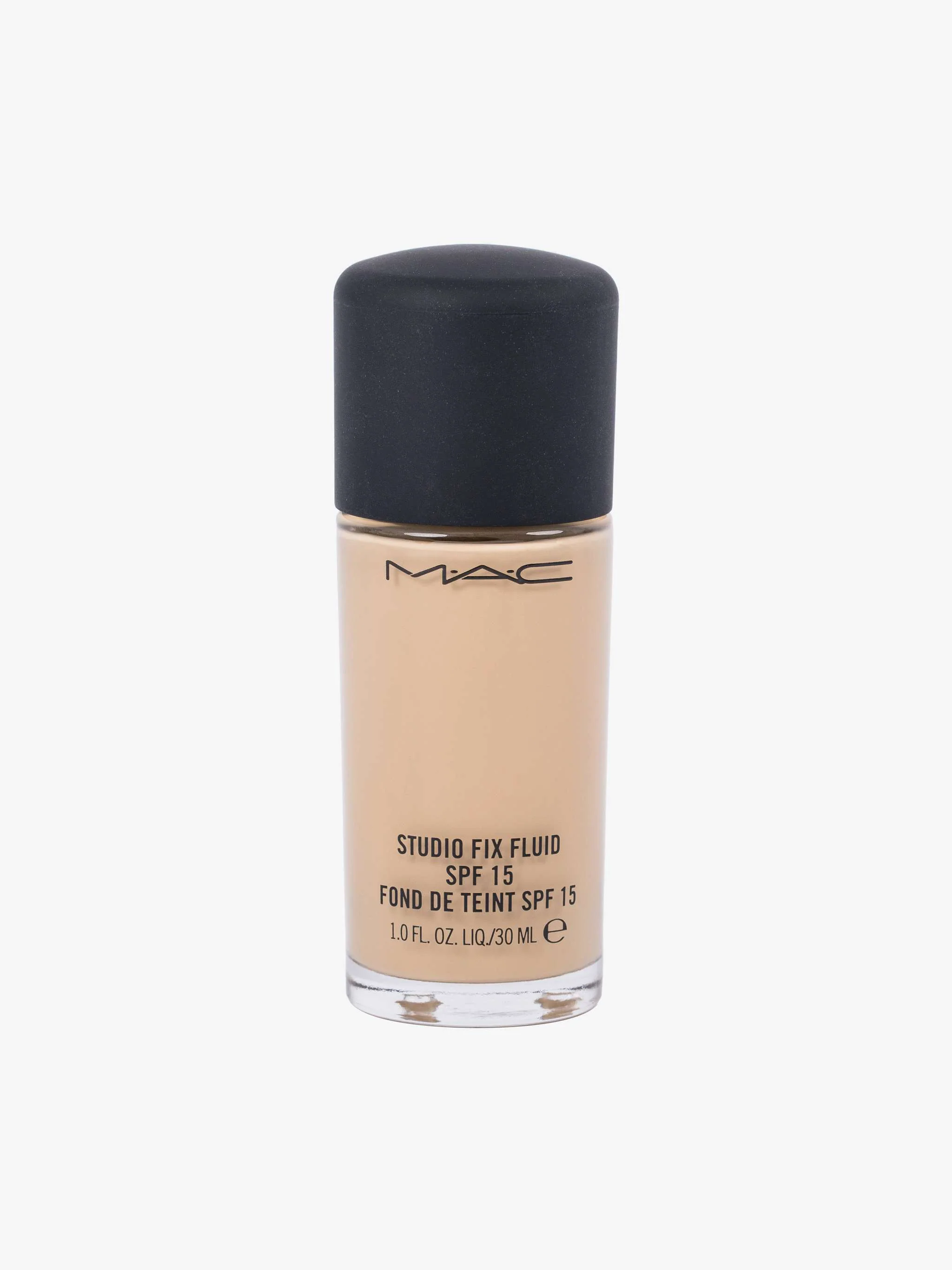 Base de maquillaje C40, SPF15 y tono cálido