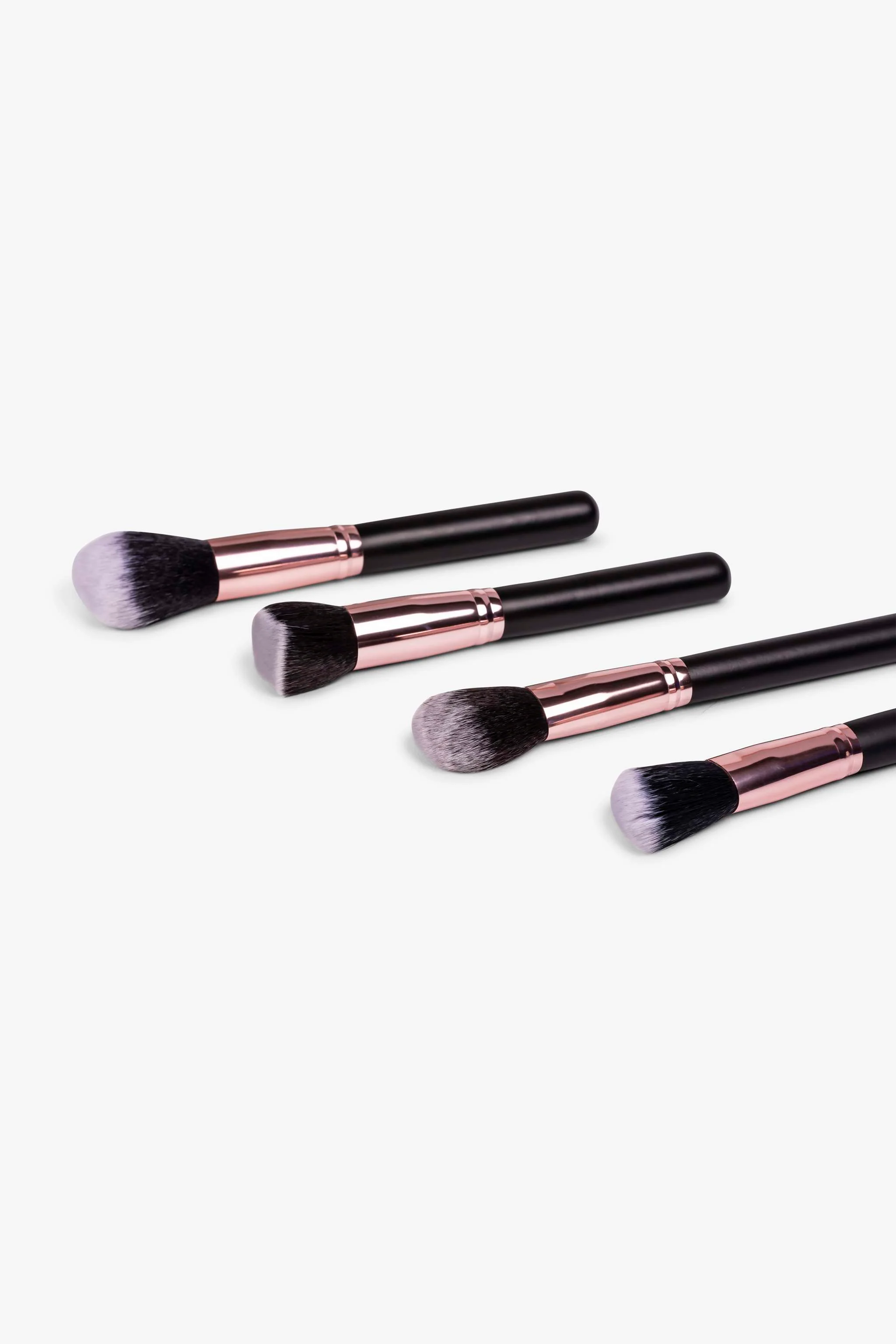 Set de 18 brochas, para rostro y cuerpo, con mango ergonómico - Image 9